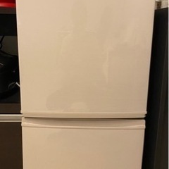 SHARP 冷蔵庫　2015年製 137L