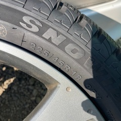 オデッセイ18インチ純正、スタッドレス