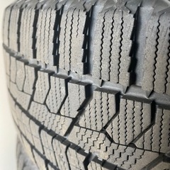 2021製造スタッドレスタイヤ 215/60r16 4本セット