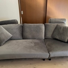 3人掛けソファ　オットマン付き