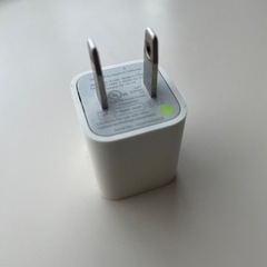 Appleコンセント充電器（USB）