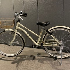 キッズ自転車　22インチ　色ホワイト