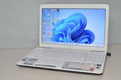 最新Windows11+office 爆速SSD256GB 東芝Dynabook T451/46DW 高性能 第二世代i5/8GB/無線/15.6インチ/USB3.0/HDMI/DVDRW/便利なソ