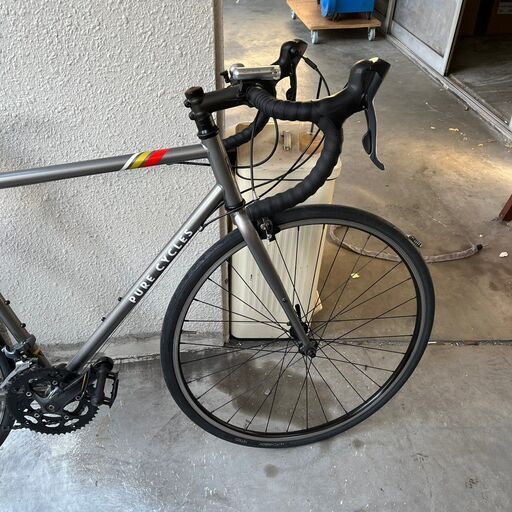クロスバイク PURE CYCLES 28インチ クロスバイク PURE CYCLES 28インチ