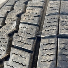 ハイエースなど スタッドレスタイヤ