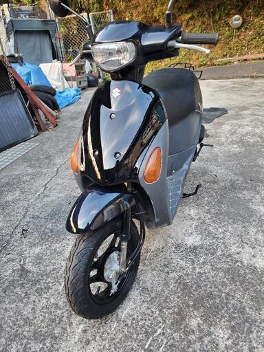 スズキレッツ4.4サイクル、タイヤ、新品バッテリ新品プラグ交換オイル交換完全整ピ済みですきれいです色黒