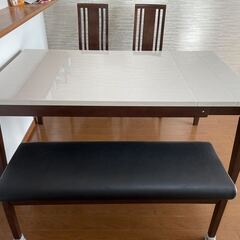 ｍ♡伸長式ダイニングテーブルセット （取りに来て頂ける方お願い致します) 引取決定】伸長式ダイニングテーブル