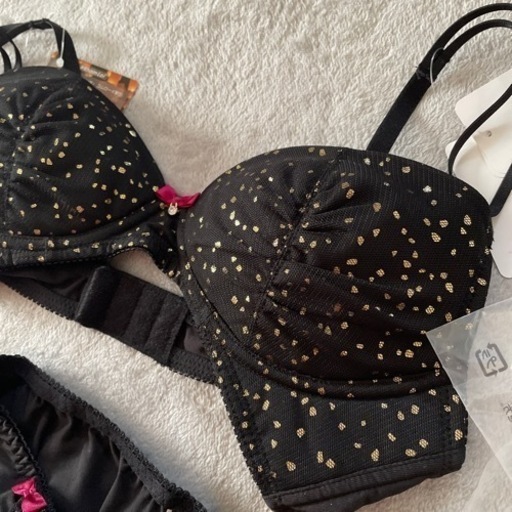 早い者勝ち!大人気ブランドピーチジョン のブラショーツセット