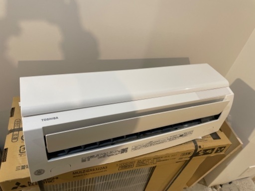 TOSHIBAエアコン新品６畳用 2021年製