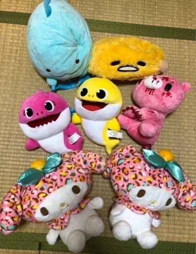 マイメロ とかげ　ベイビーシャーク　ぐてたま　グルーミー