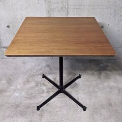 USED カフェテーブル/ダイニングテーブル