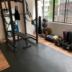 急募トレーニングジムマット　特注品　カナダ社製　スポーツマット