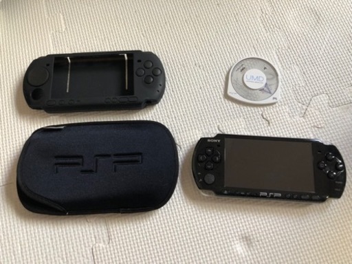 【お譲り済】PSP　ケース、ソフト付き
