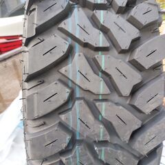 未使用タイヤ4本セット 格安でお譲りします。KENDA KLEVER M/T KR29  LT235/85R16 120Q OWL 