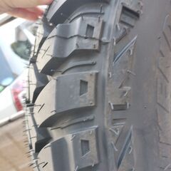 未使用タイヤ4本セット 格安でお譲りします。KENDA KLEVER M/T KR29  LT235/85R16 120Q OWL 