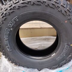 未使用タイヤ4本セット 格安でお譲りします。KENDA KLEVER M/T KR29  LT235/85R16 120Q OWL 