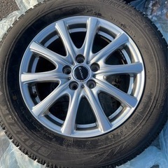 PCD100、15インチスタッドレス早めに引き取り希望です