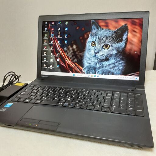 【取引中です】TOSHIBA　dynabook　SSD　i5　15インチ　Wi-Fi　マルチ　テンキー付き　Windows11　②