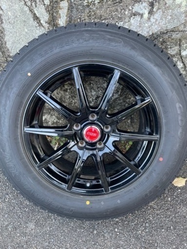 スタッドレスタイヤ　225/65R17 17インチ