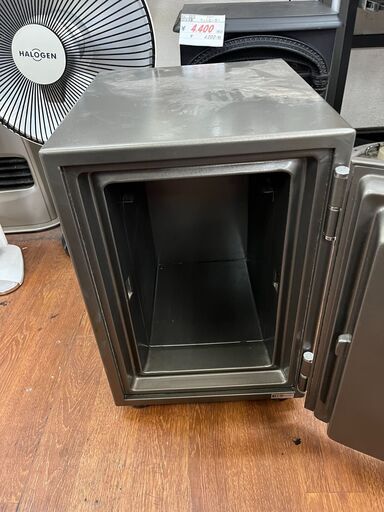 リサイクルショップどりーむ天保山店】○5418○ 金庫 小型金庫 CORWN