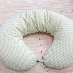 授乳枕　/    抱き枕