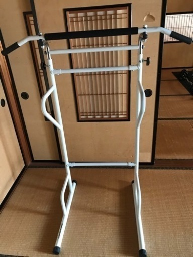 懸垂バー