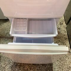 愛品館市原店】SHARP 2020年製 137L 2ドア冷蔵庫 SJ-D14F-W【