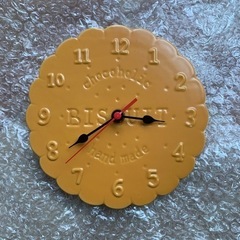 ビスケット形の時計