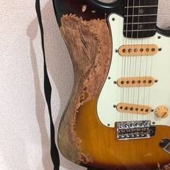 ストラトタイプ　エレキギター　レリック