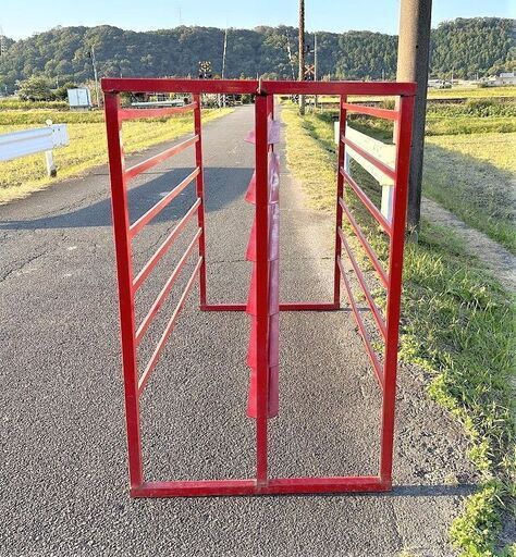 【引き取り限定】 三重県津市 角型苗箱コンテナ工業会 斜積コンテナ 鉄製 苗コンテナ 最大60枚 搬送 収納 苗ラック 引き取り限定】 三重県津市 角型苗箱コンテナ工業会 斜積コンテナ 鉄製