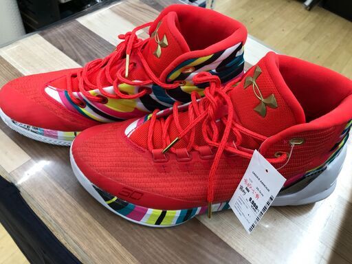 UNDER　ARMOUR/バスケットシューズ