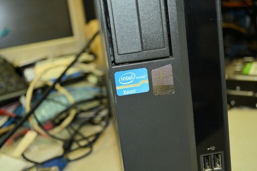 富士通 高速大容量2Tb デスクトップ Win11Pro Xeon3.10Ghz 8Gb 2Tb ビデオカード搭載