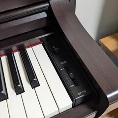YAMAHA　(2022年製)電子ピアノCLP775