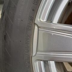 スタッドレスタイヤ　ホイール付　265/65R17