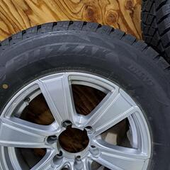 スタッドレスタイヤ　ホイール付　265/65R17