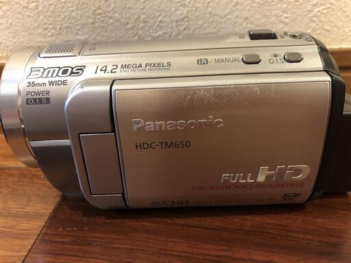 デジタルハイビジョンビデオカメラ　Panasonic　HDC-TM650