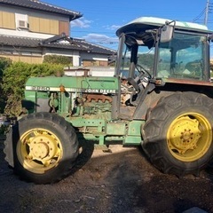 John Deere 2250 トラクター、エンジン 62 馬力
