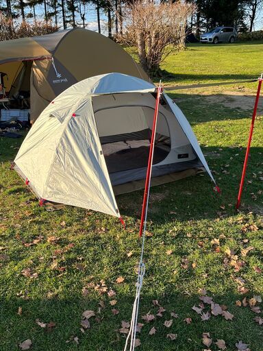 ソロ用テント。シルバーコーティングでコスパ最高です。