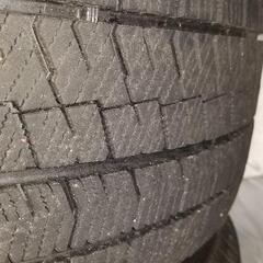 215/60R16 ブリジストンVRX2 スタッドレス