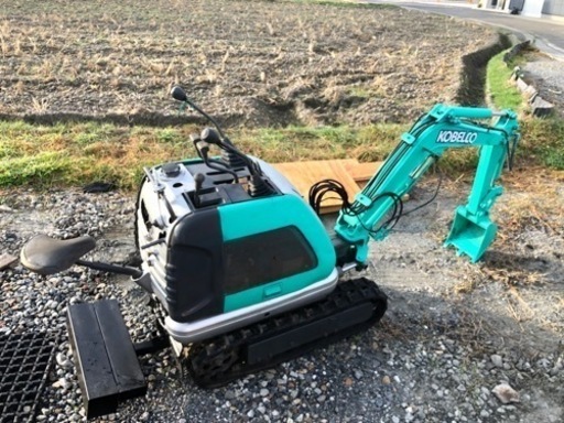 油圧ショベル ミニユンボ コベルコSS1 軽トラ積載可能 アワー：135時間