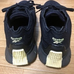 Reebokスニーカー27.5