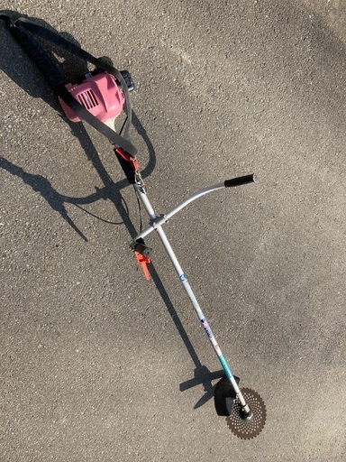 草刈り機