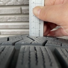 スタッドレス　セレナ　195/65R15 （4本セット）