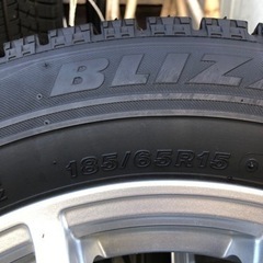 15㌅スタッドレスタイヤ直ぐ使えます