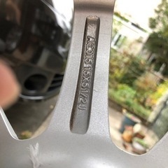 15㌅スタッドレスタイヤ直ぐ使えます