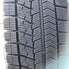 15㌅スタッドレスタイヤ直ぐ使えます