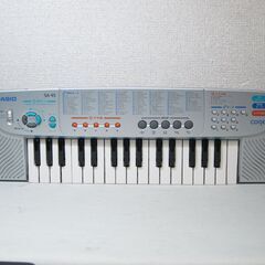 美品☆32鍵盤 ミニ電子キーボード CASIO カシオ SA-45 
