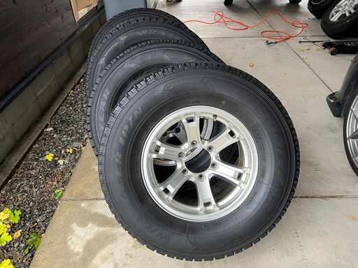 取引終了】GOODYEARスタッドレス＋KEELERホイール 265/70R16 95プラド  