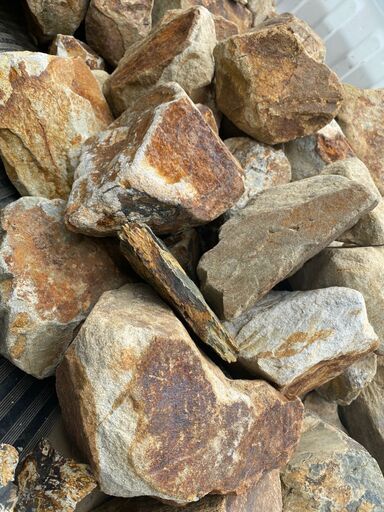 【引取限定】ブラウンストーン　つくばの石　ロックガーデン　カリフォルニア　量り売り100kg