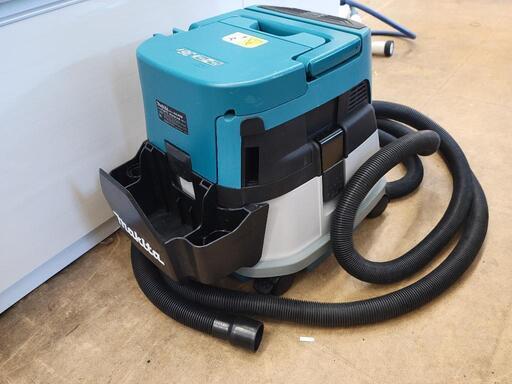 【工具】Makita　マキタ　粉じん専用　業務用　充電式集じん機　VC867D　中古　リサイクルショップ宮崎屋佐土原店22.11.13K